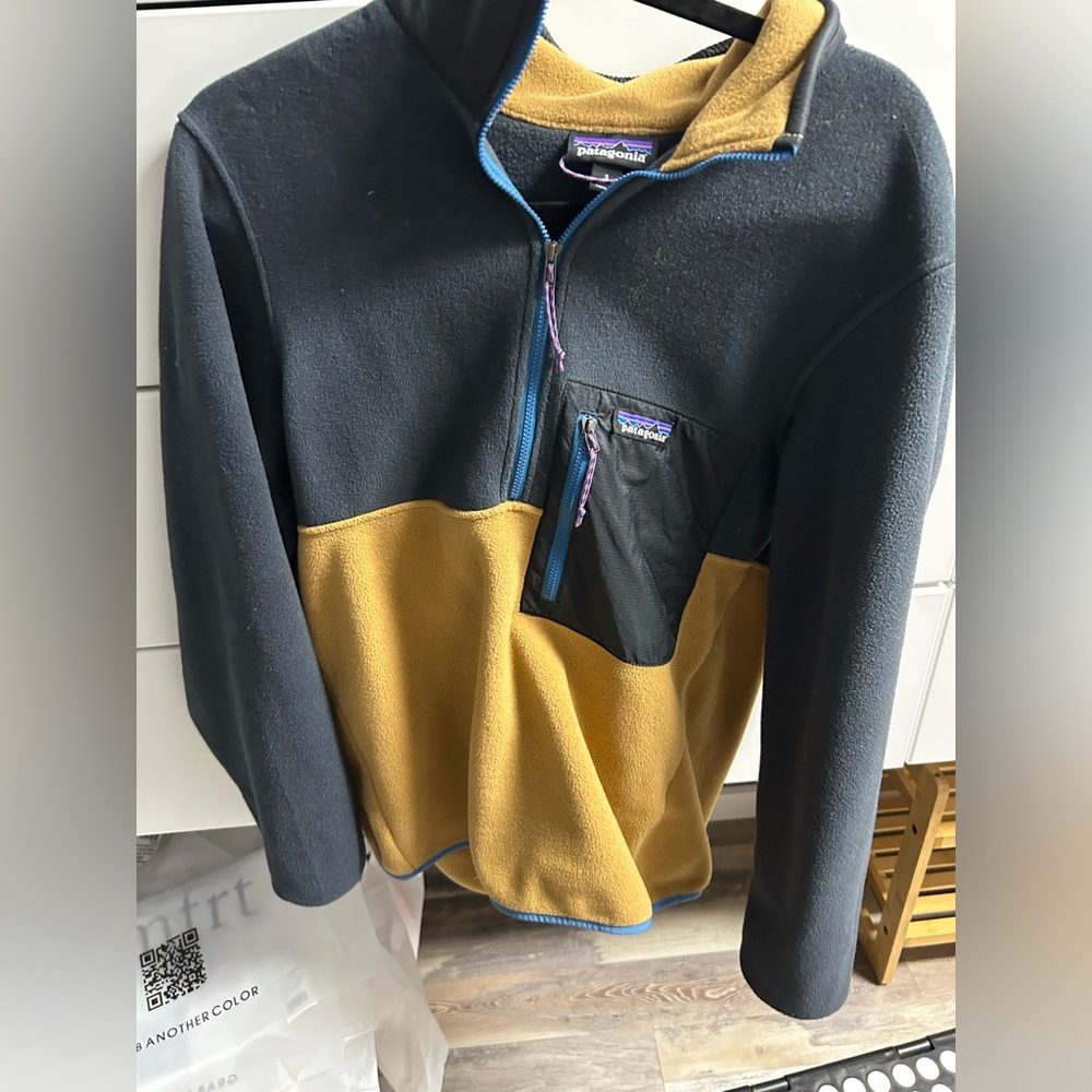 Patagonia 1/2 Zip Fleece - S